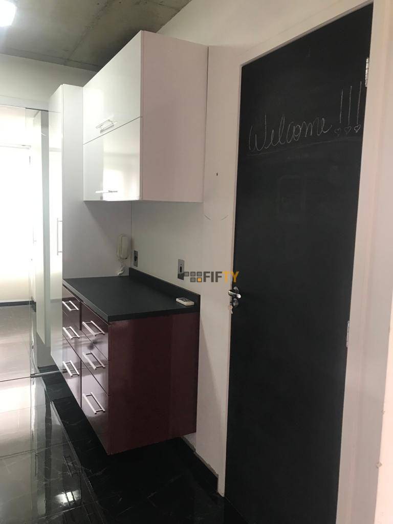 Apartamento para alugar com 2 quartos, 70m² - Foto 35