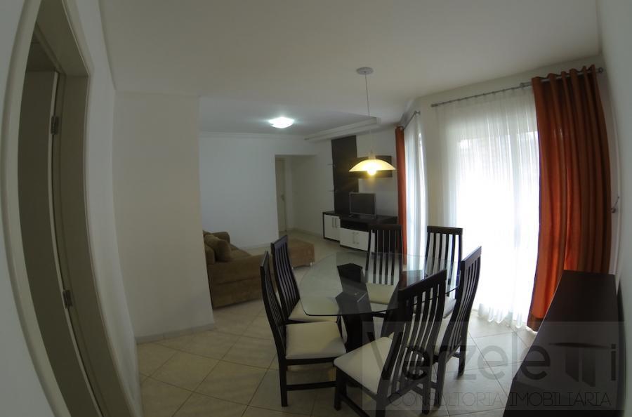 Apartamento à venda com 3 quartos, 127m² - Foto 4