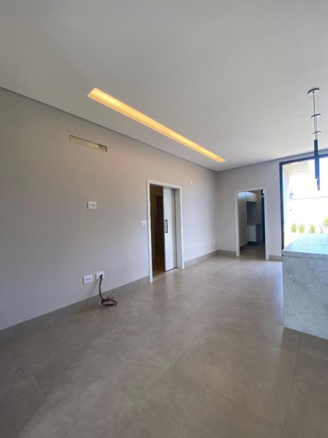 Casa à venda com 3 quartos, 200m² - Foto 9
