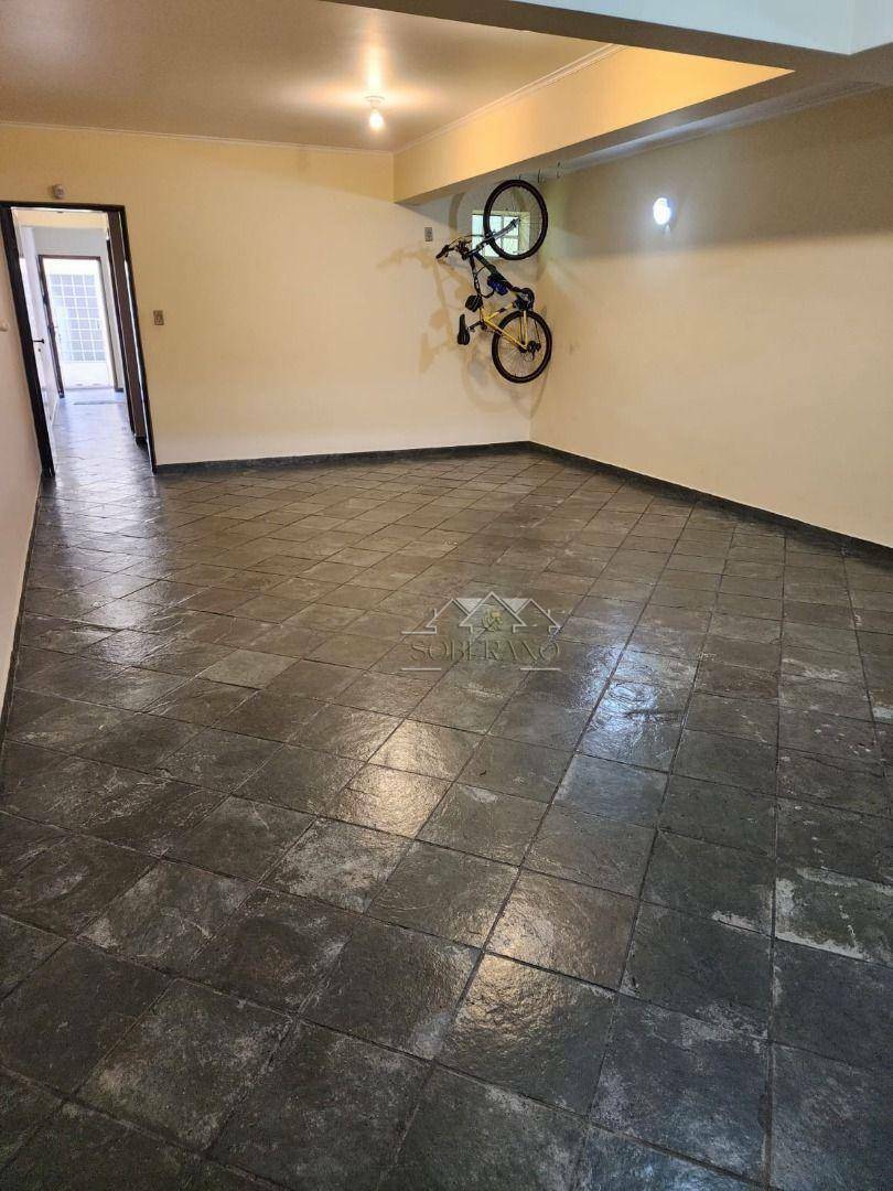 Sobrado à venda e aluguel com 3 quartos, 202m² - Foto 51