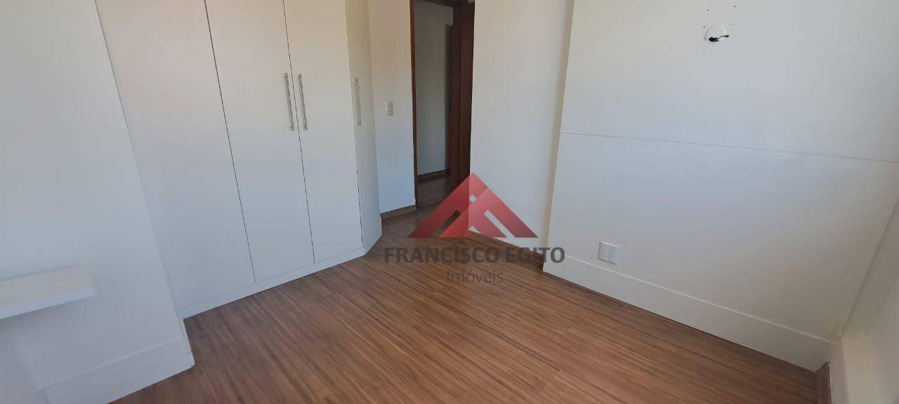 Apartamento para alugar com 3 quartos, 84m² - Foto 13