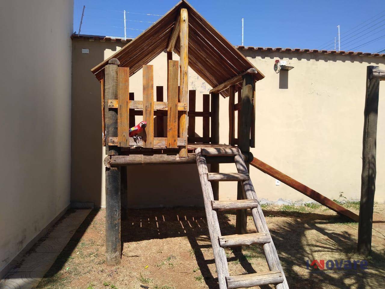 Chácara, 3 quartos, 687 m² - Foto 2