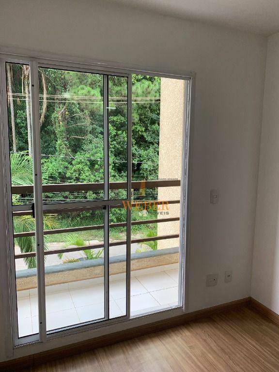 Apartamento à venda com 2 quartos, 47m² - Foto 2