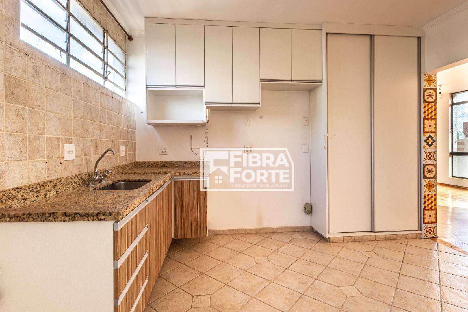 Apartamento à venda com 3 quartos, 127m² - Foto 8