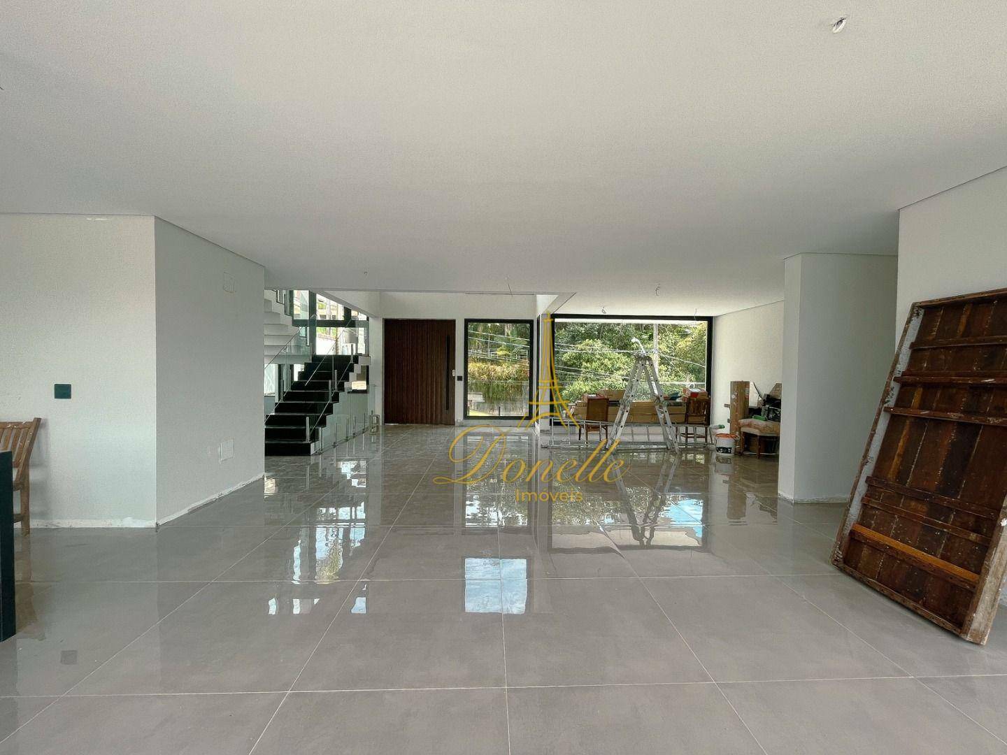 Sobrado à venda com 3 quartos, 410m² - Foto 52