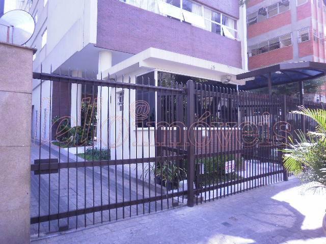 Apartamento para alugar com 4 quartos, 350m² - Foto 29