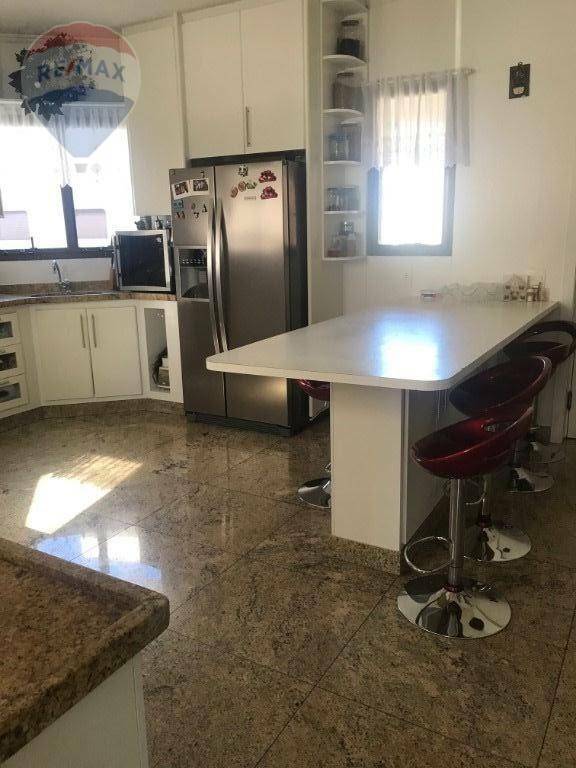 Apartamento à venda com 4 quartos, 380m² - Foto 16