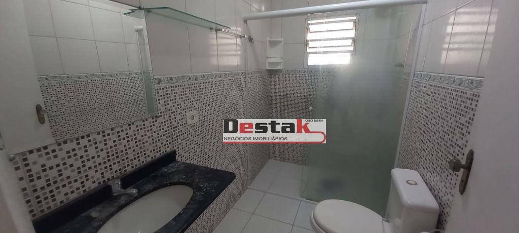 Sobrado à venda com 4 quartos, 180m² - Foto 47