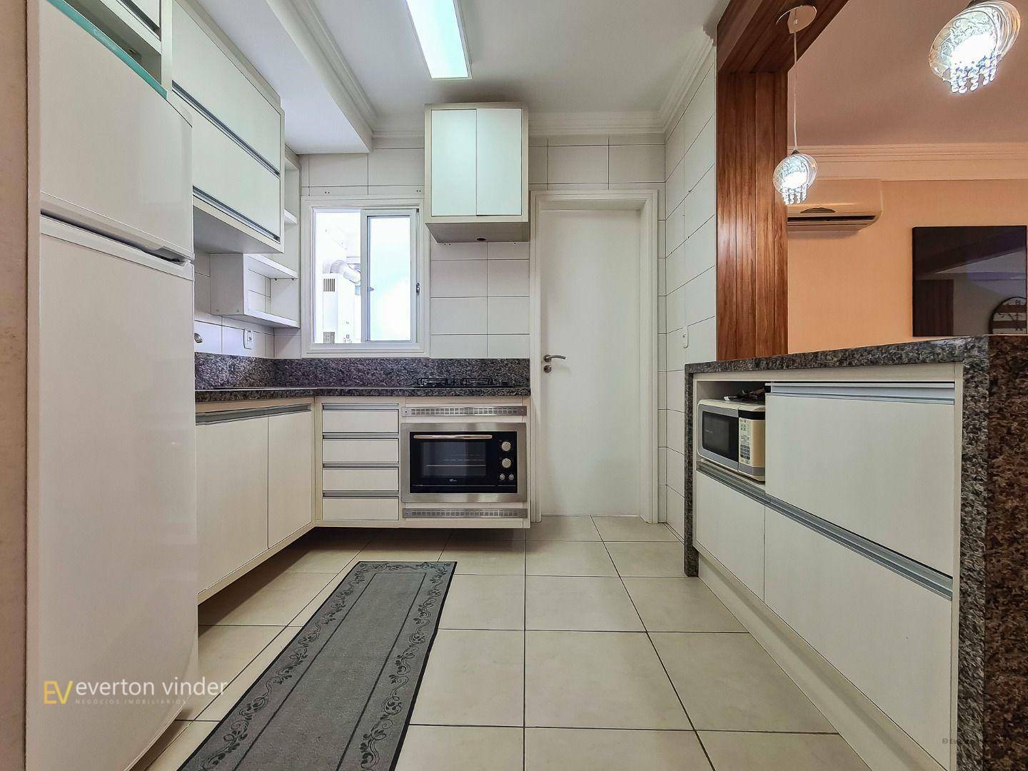 Apartamento à venda com 2 quartos, 112m² - Foto 8