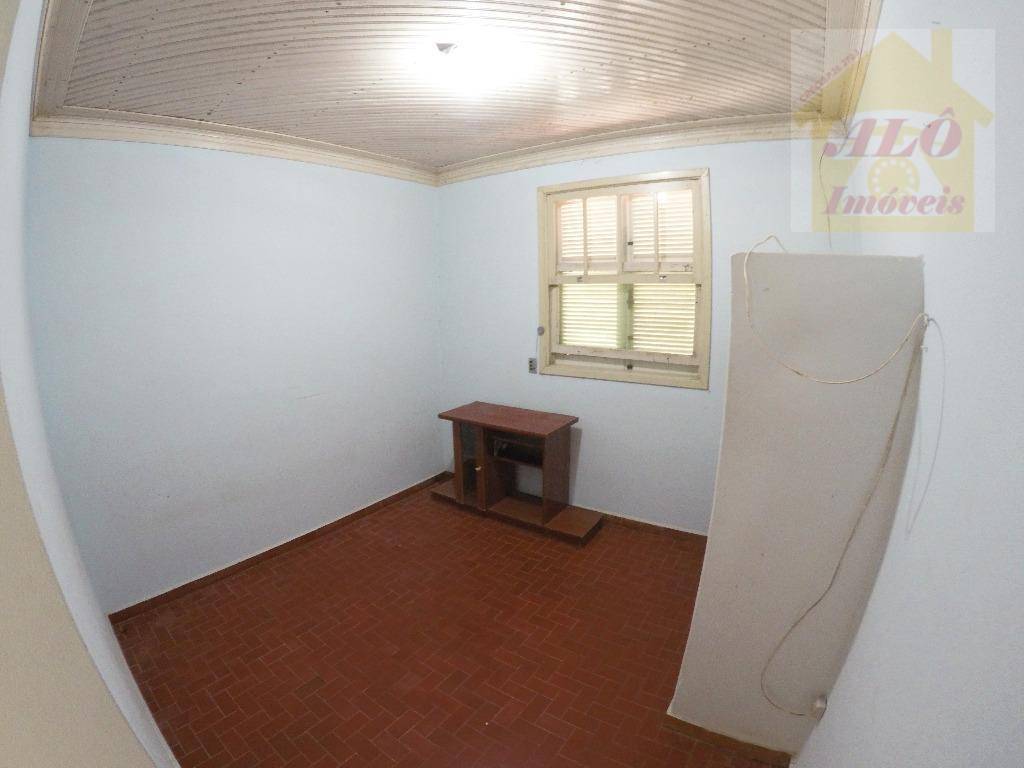 Casa à venda com 3 quartos, 309m² - Foto 19