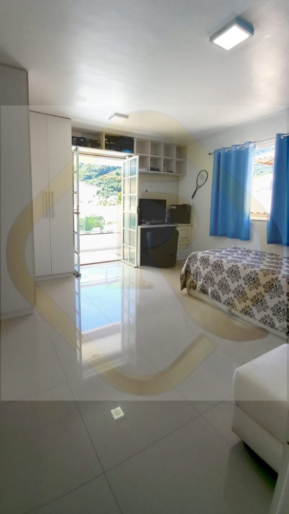 Casa de Condomínio à venda com 4 quartos, 300m² - Foto 12