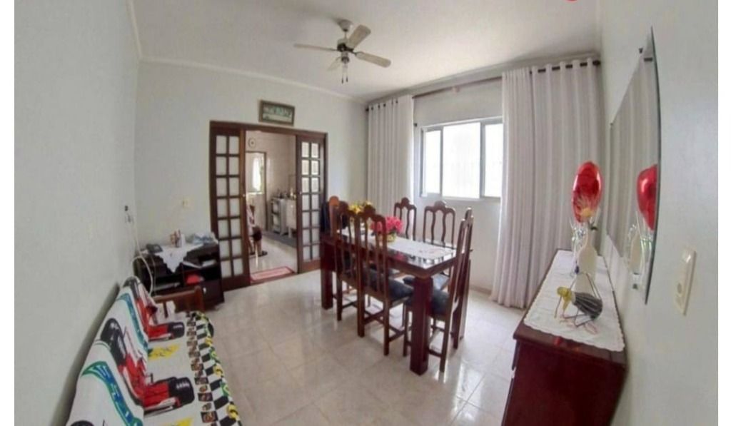 Sobrado à venda com 3 quartos, 220m² - Foto 2