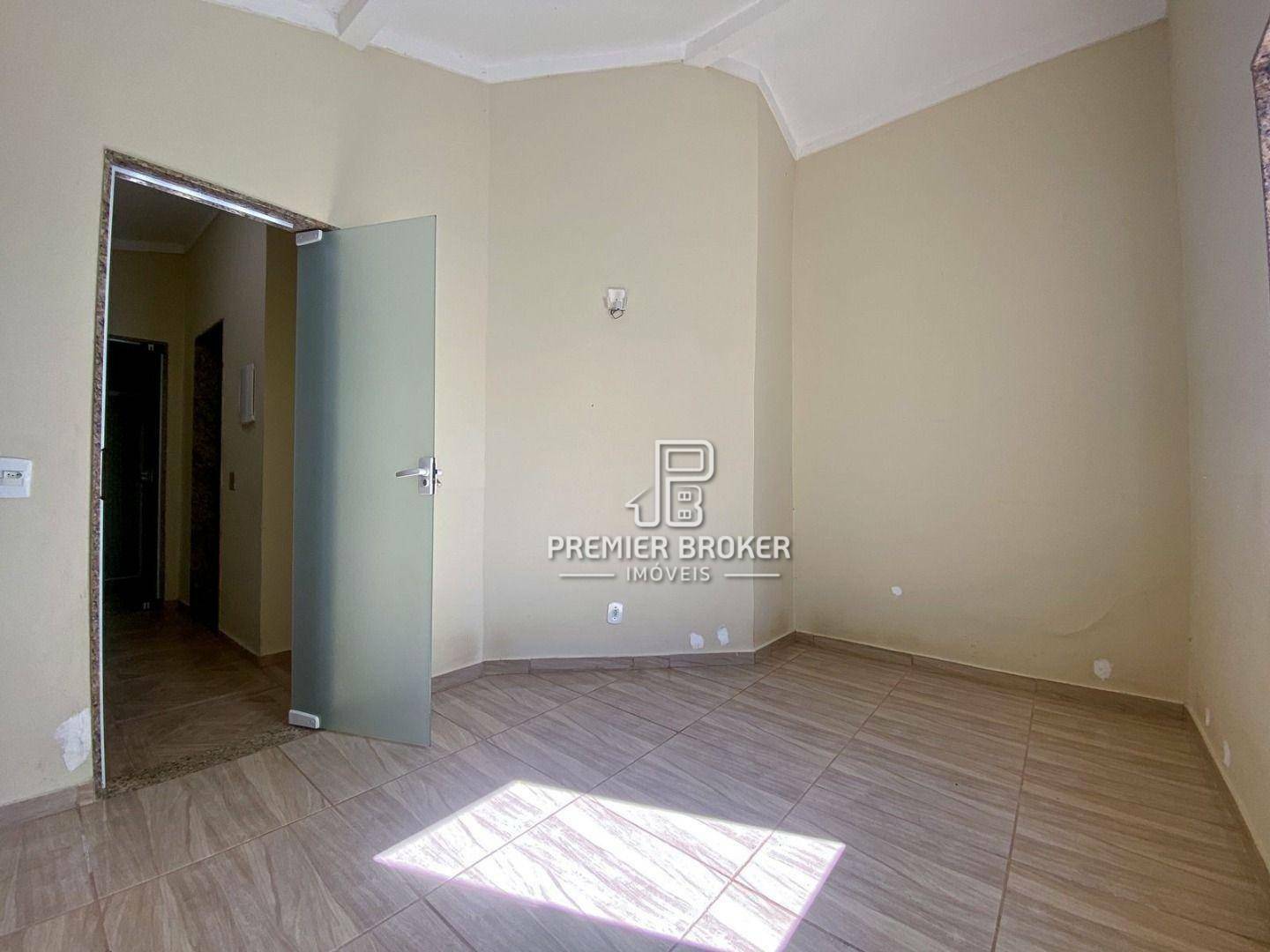 Casa à venda com 3 quartos, 100m² - Foto 13