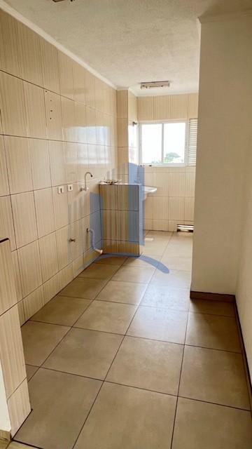 Apartamento para alugar com 2 quartos, 49m² - Foto 13
