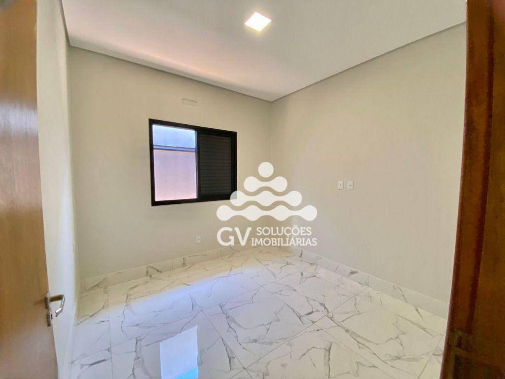 Casa à venda com 3 quartos, 145m² - Foto 11