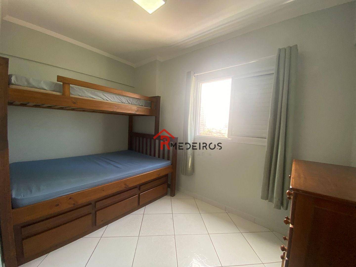 Apartamento à venda com 1 quarto, 45m² - Foto 9