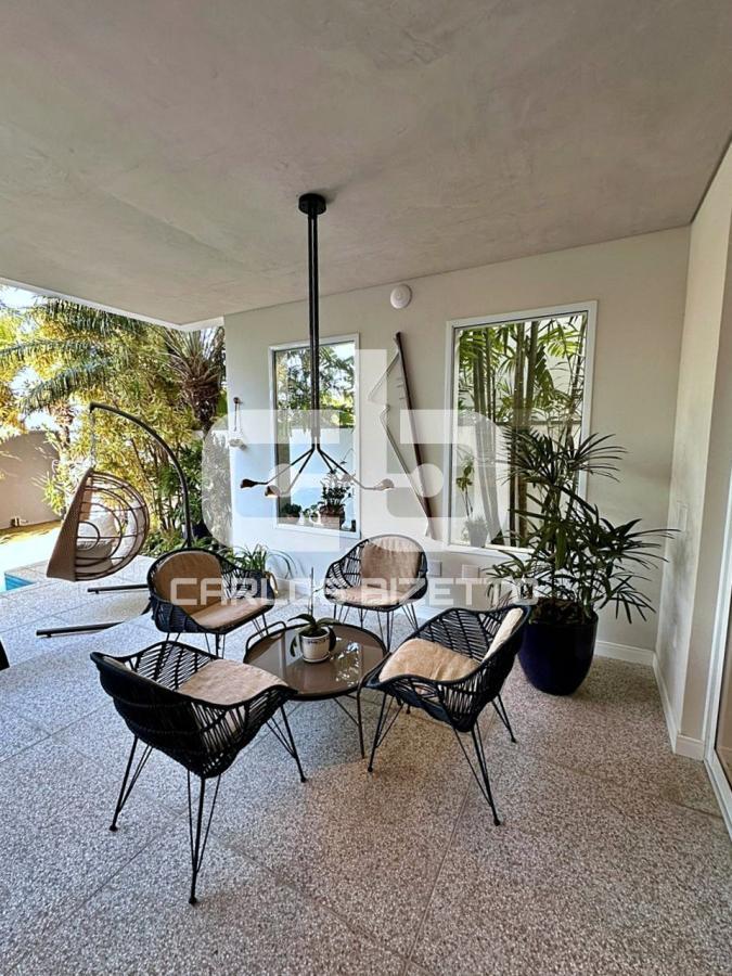 Casa de Condomínio à venda com 4 quartos, 420m² - Foto 15