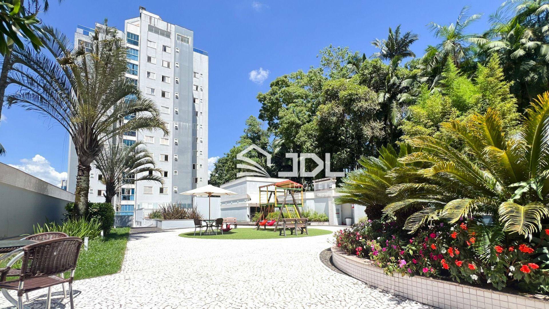 Apartamento à venda com 3 quartos, 104m² - Foto 2