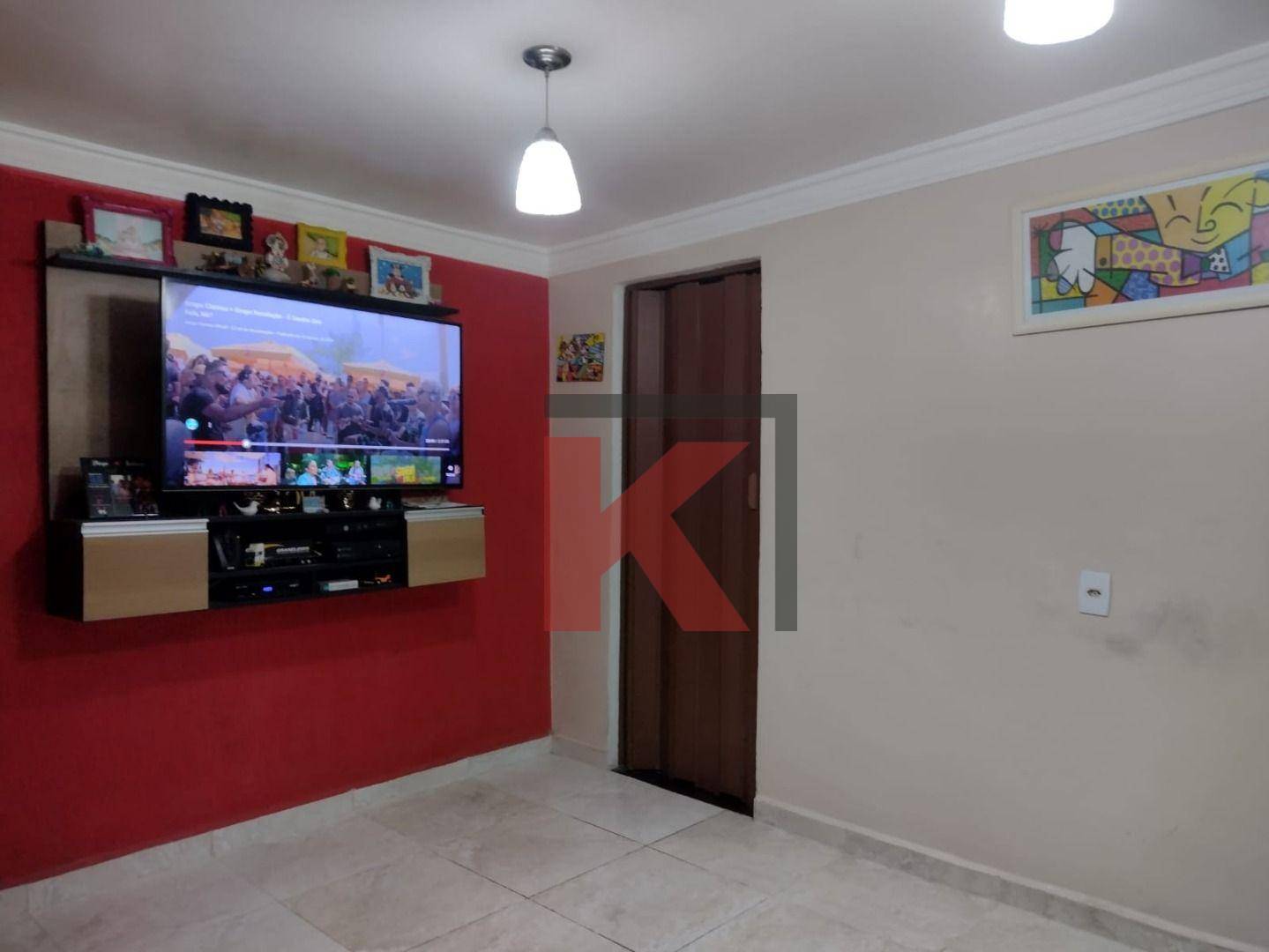 Casa à venda com 2 quartos, 100m² - Foto 3