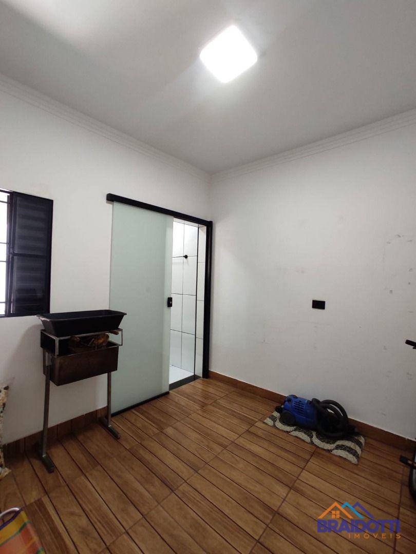 Casa à venda com 3 quartos, 192m² - Foto 32