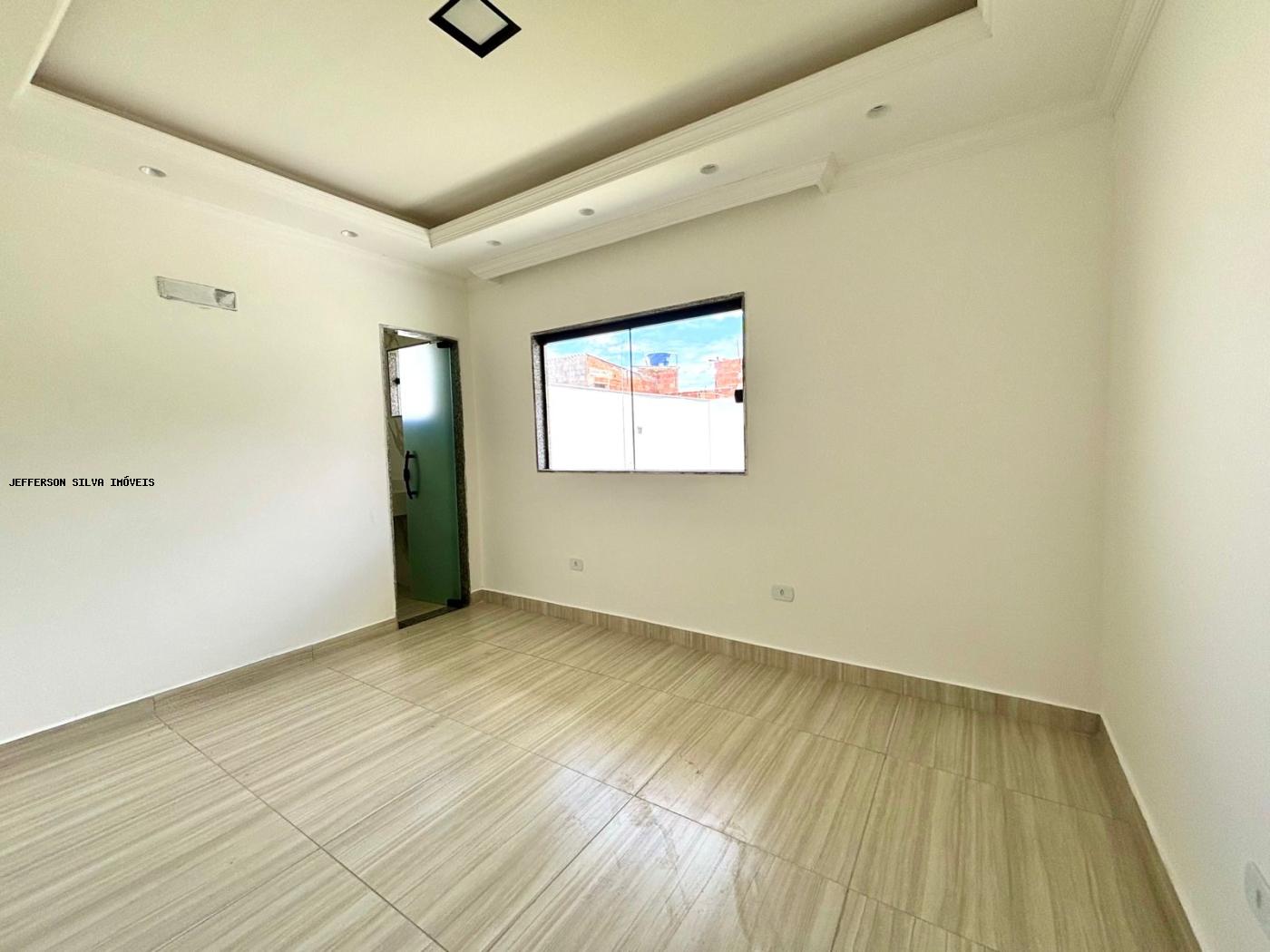 Casa à venda com 3 quartos, 210m² - Foto 9