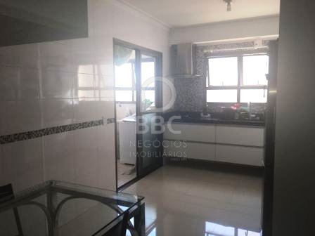 Apartamento à venda com 3 quartos, 107m² - Foto 9