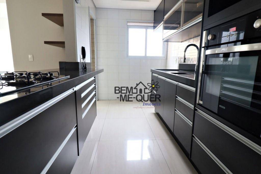 Apartamento à venda com 3 quartos, 92m² - Foto 2