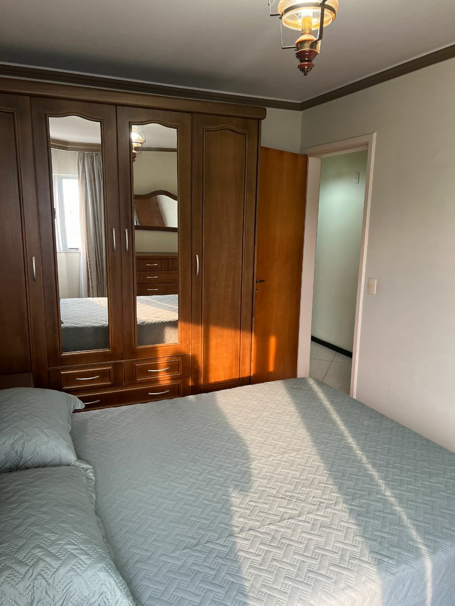 Apartamento à venda com 3 quartos, 136m² - Foto 30