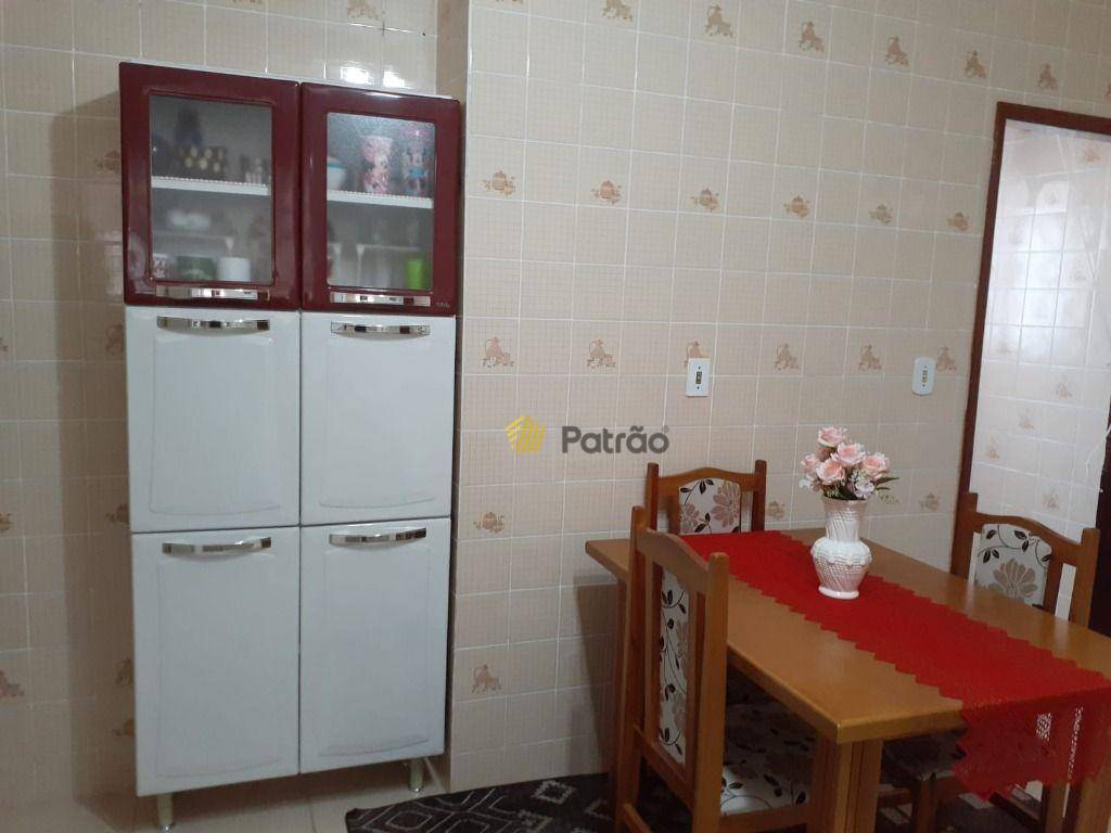 Sobrado à venda com 2 quartos, 246m² - Foto 33