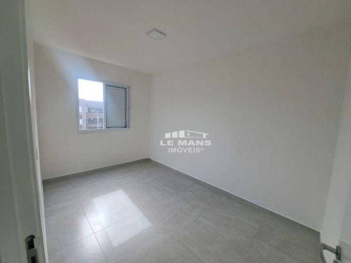 Apartamento para alugar com 2 quartos, 48m² - Foto 3