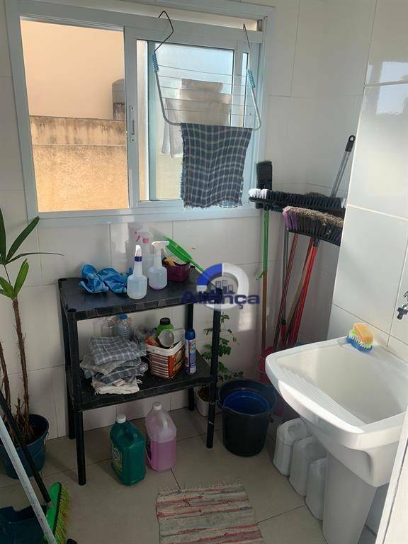 Apartamento para alugar com 1 quarto, 40m² - Foto 5