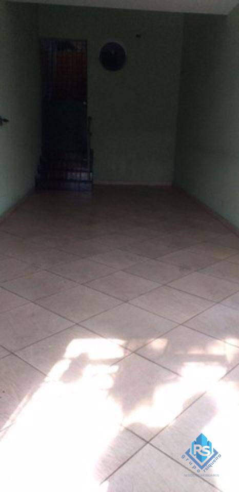 Sobrado à venda com 4 quartos, 210m² - Foto 14