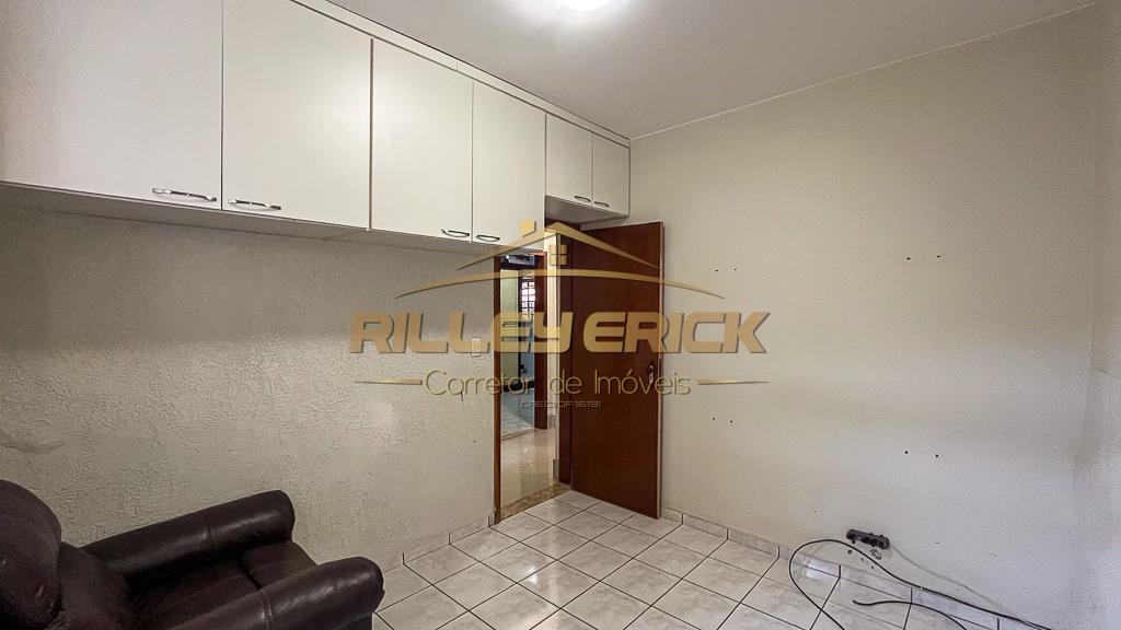 Casa à venda com 3 quartos, 100m² - Foto 18