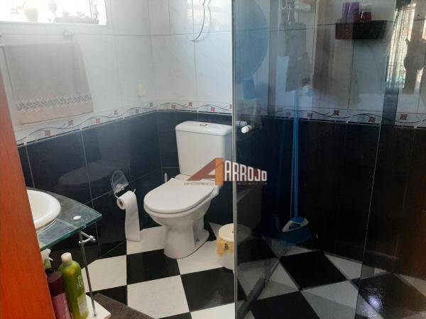 Sobrado à venda com 3 quartos, 194m² - Foto 9