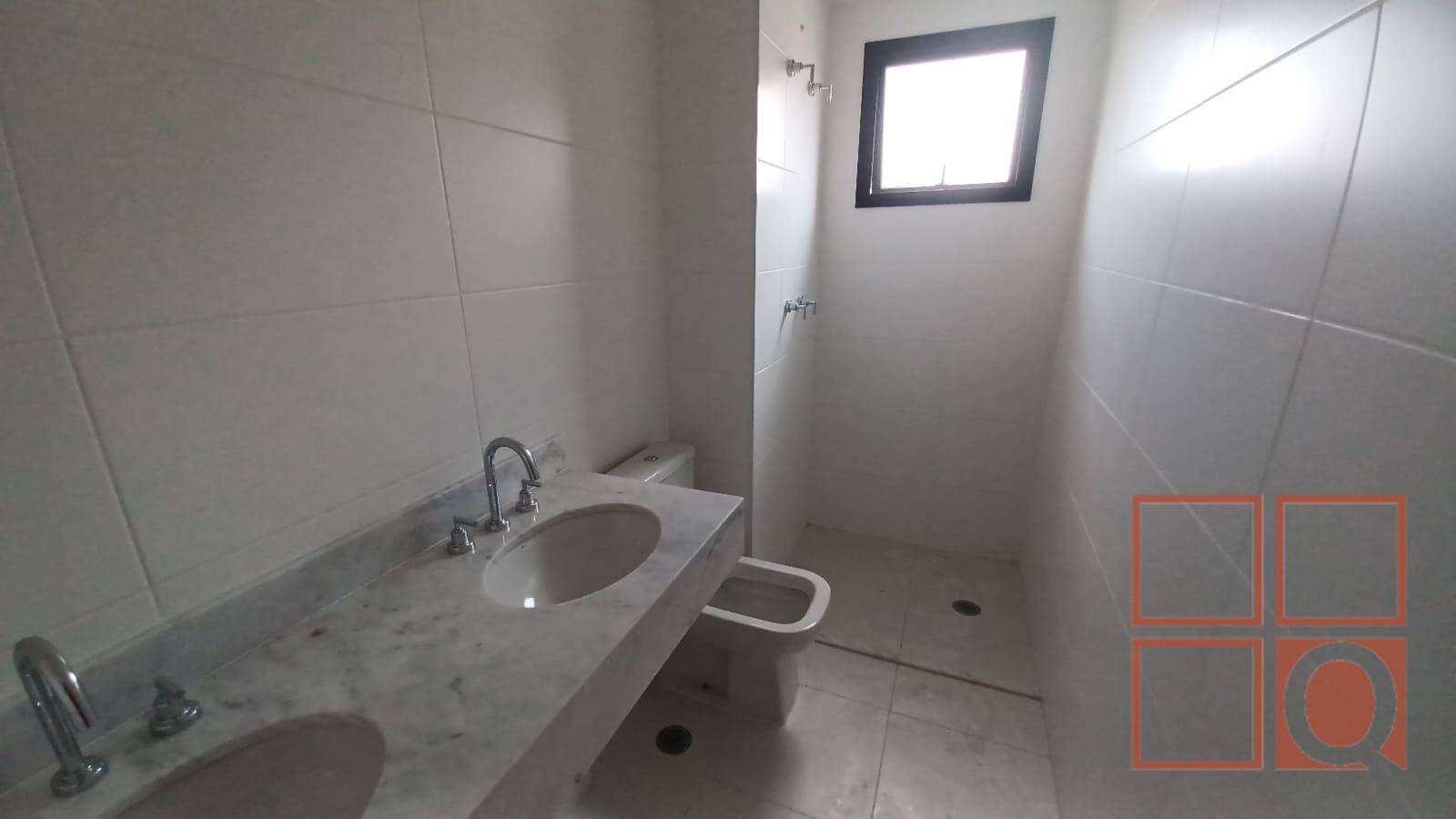 Apartamento à venda com 3 quartos, 109m² - Foto 19