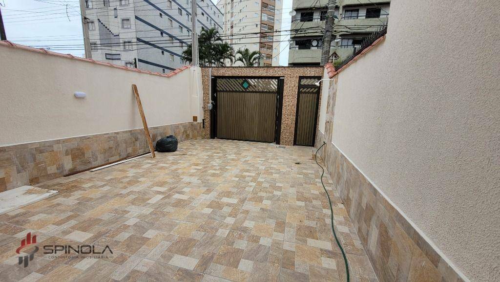 Casa à venda com 2 quartos, 90m² - Foto 3