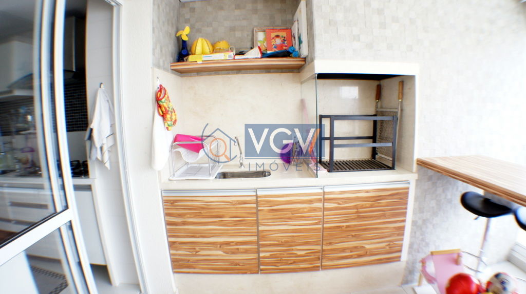 Apartamento à venda com 3 quartos, 130m² - Foto 2