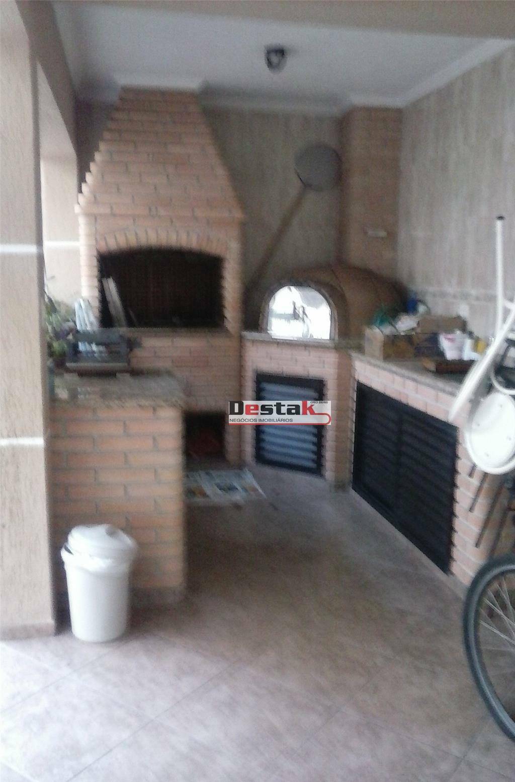 Sobrado à venda com 3 quartos, 200m² - Foto 13