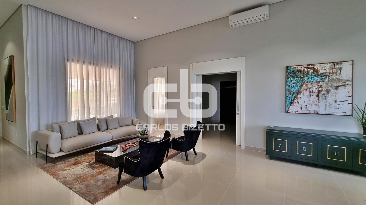 Casa de Condomínio à venda com 4 quartos, 1200m² - Foto 9