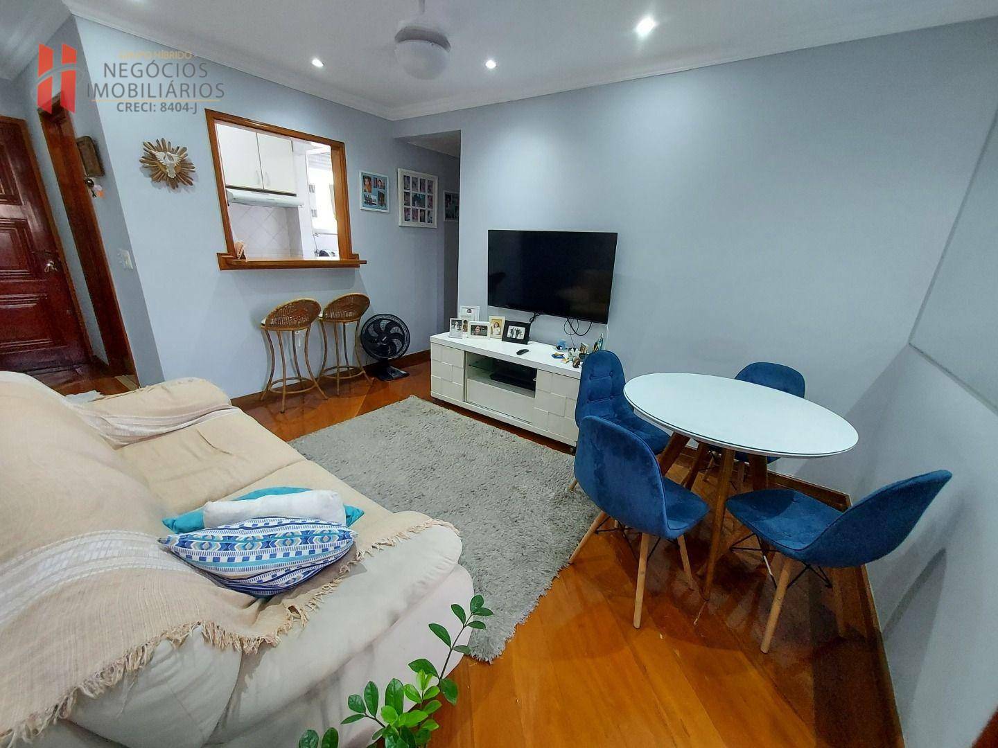 Apartamento para alugar com 2 quartos, 55m² - Foto 4