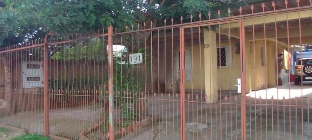 Sobrado à venda com 6 quartos, 190m² - Foto 2