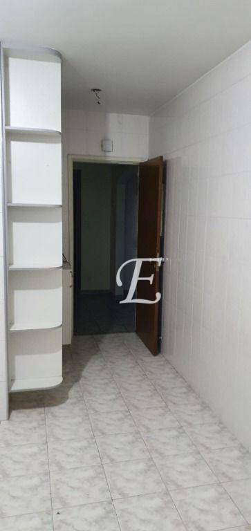 Apartamento à venda com 2 quartos, 98m² - Foto 4