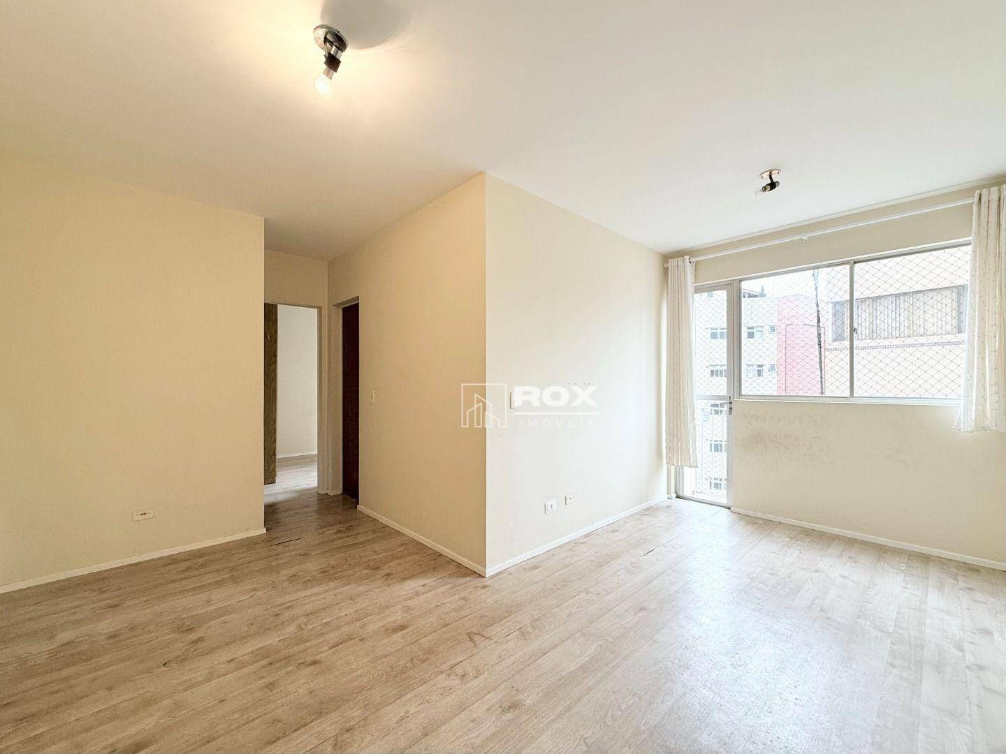 Apartamento à venda com 2 quartos, 53m² - Foto 2