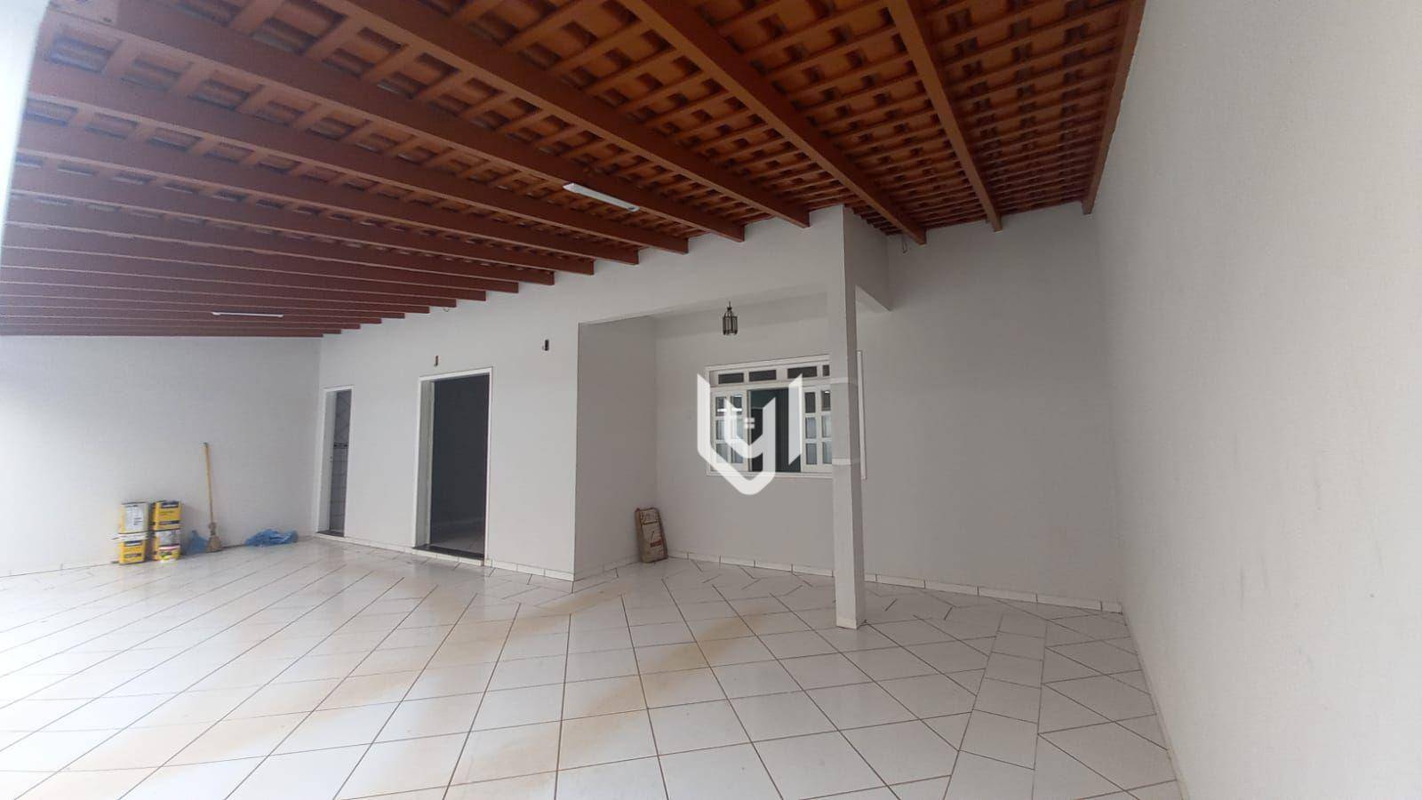 Casa para alugar com 4 quartos, 250M2 - Foto 24