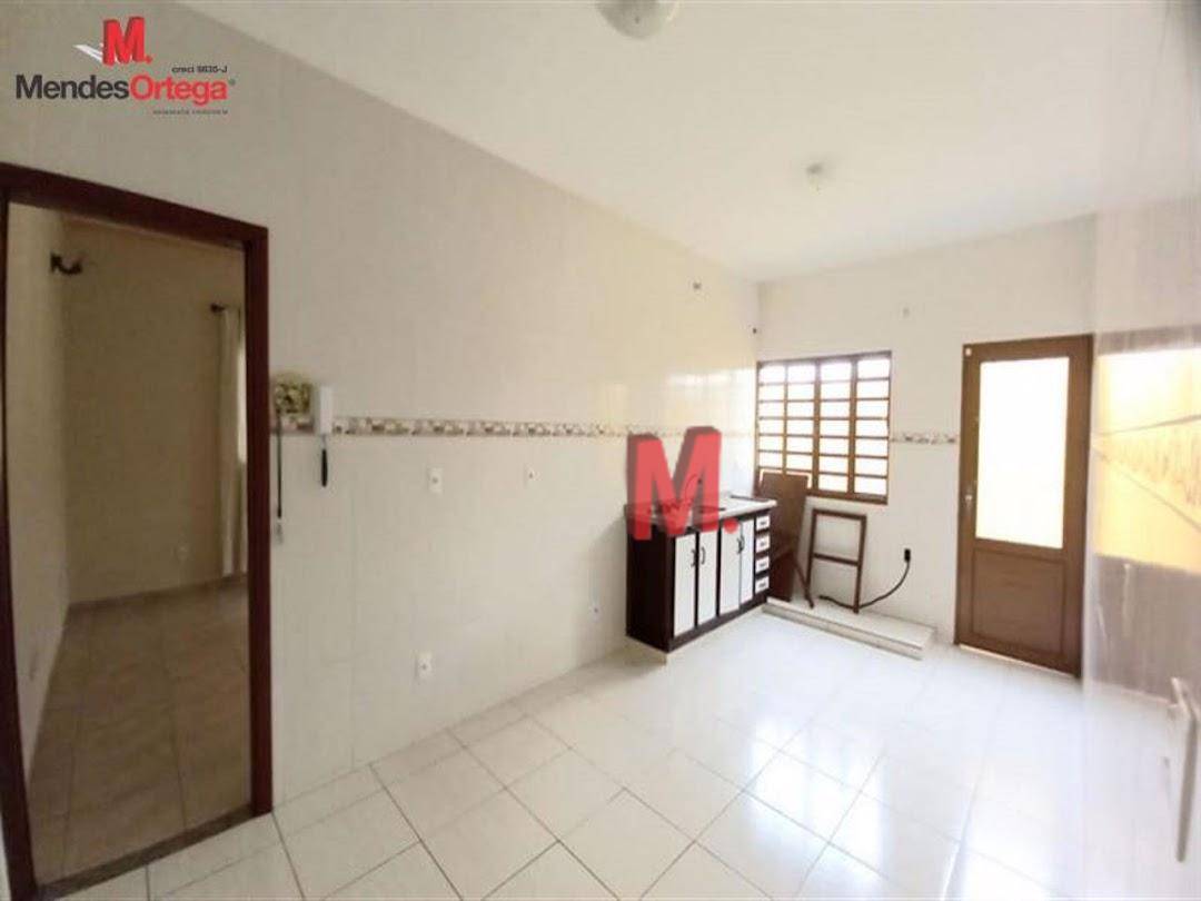 Casa à venda com 3 quartos, 181m² - Foto 19