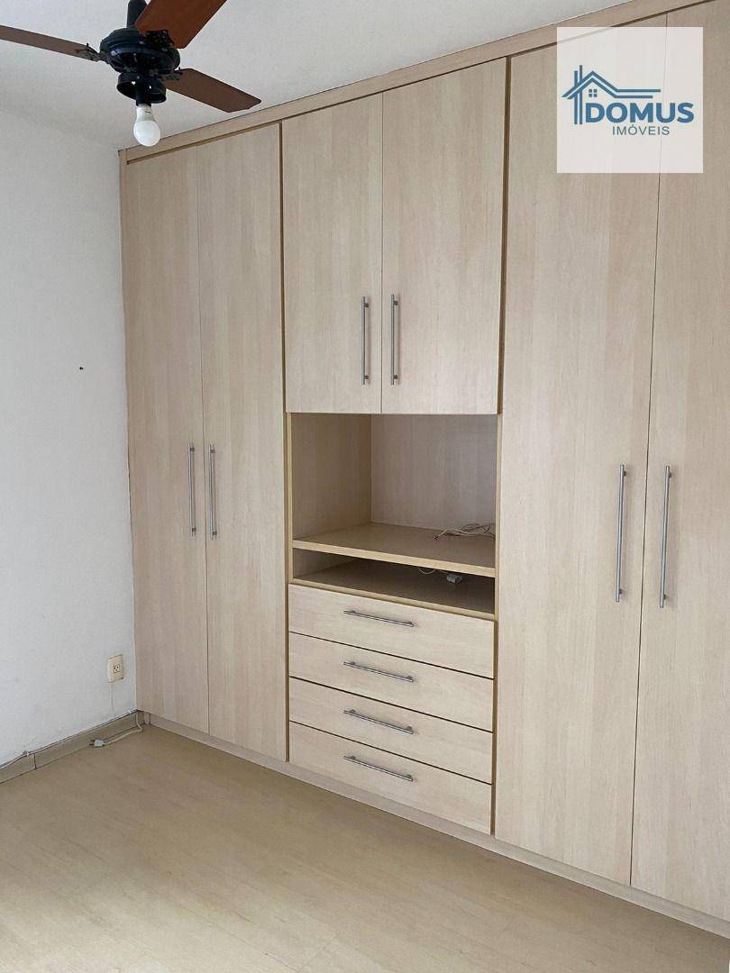 Apartamento para alugar com 2 quartos, 68m² - Foto 12