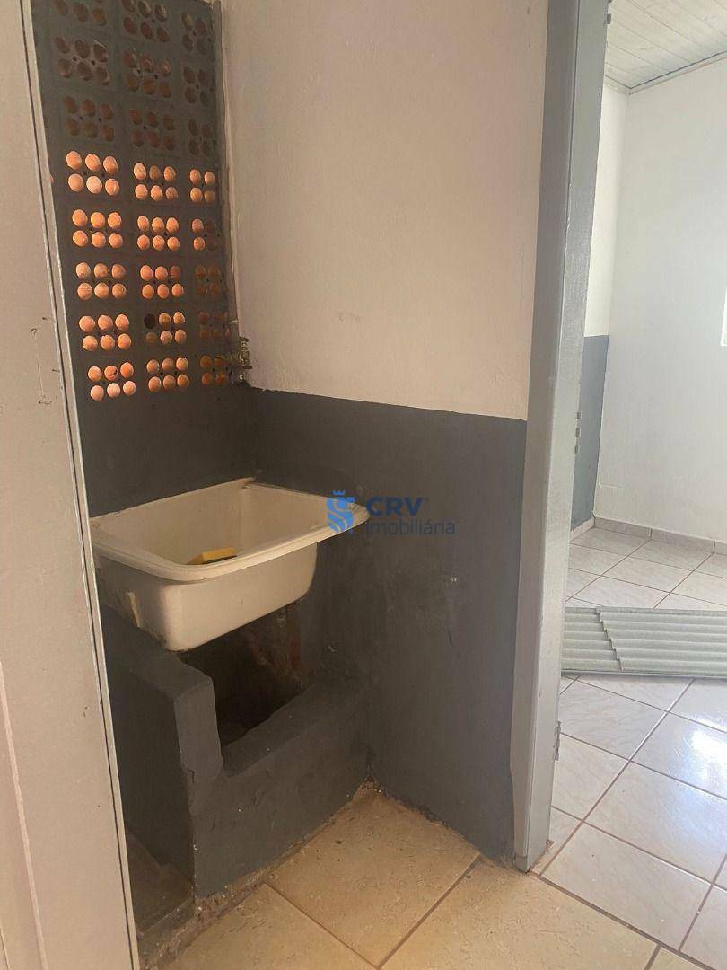 Casa à venda com 3 quartos, 80m² - Foto 8