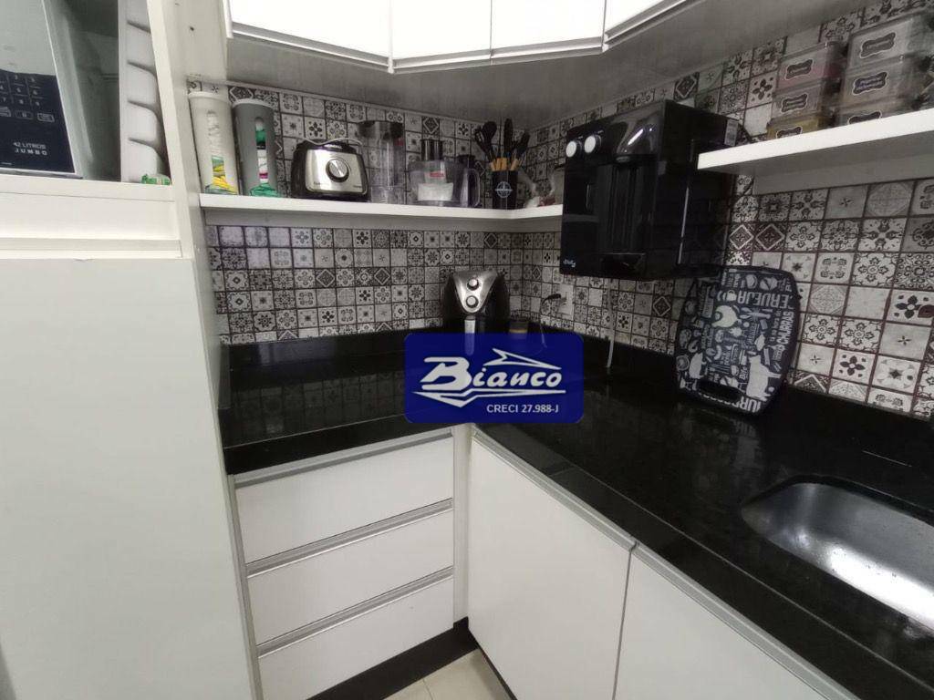 Apartamento à venda com 2 quartos, 59m² - Foto 18