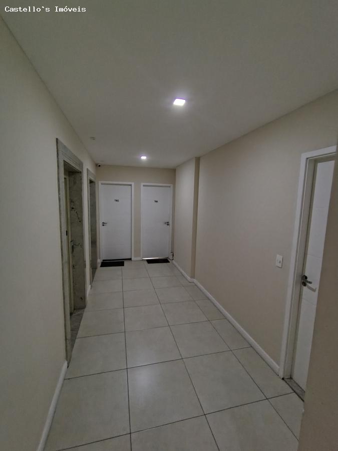 Cobertura à venda com 3 quartos, 180m² - Foto 4