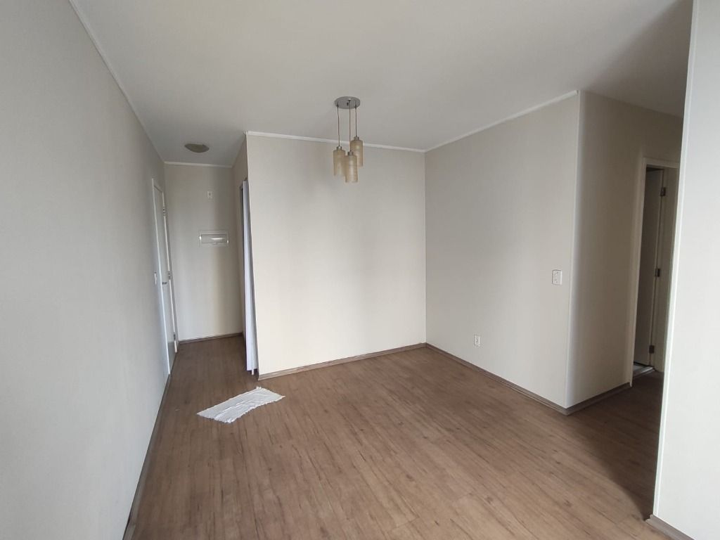 Apartamento à venda com 3 quartos, 63m² - Foto 3